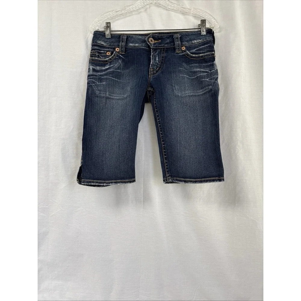 Silver Jeans Co. - Karli Denim Bermuda Shorts Women’s Size 28 Low Rise Y2K Style